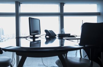 De opkomst van uitzendbureaus: een moderne oplossing voor flexibele arbeid